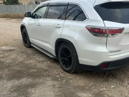 Toyota Highlander 2016 года за 8 500 000 тг. в Актобе – фото 5