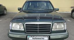 Mercedes-Benz E 280 1995 года за 2 450 000 тг. в Алматы