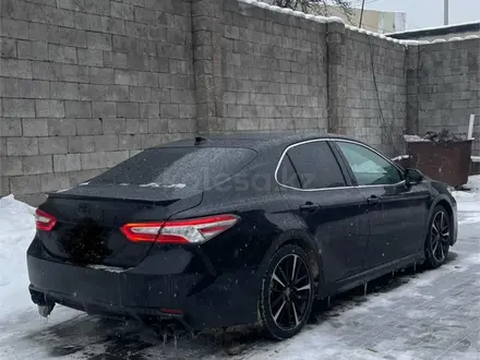 Toyota Camry 2019 года за 11 200 000 тг. в Алматы