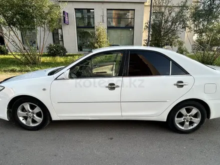 Toyota Camry 2004 года за 4 300 000 тг. в Астана