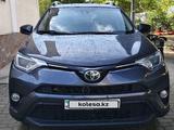 Toyota RAV4 2017 годаүшін9 950 000 тг. в Алматы