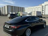 Lexus ES 250 2019 года за 28 500 000 тг. в Астана – фото 5