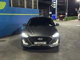 Hyundai Sonata 2017 годаүшін8 500 000 тг. в Шымкент
