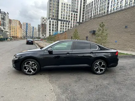 Volkswagen Passat 2021 года за 12 500 000 тг. в Астана – фото 4