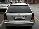 Mercedes-Benz C 220 2001 годаfor3 500 000 тг. в Алматы – фото 4