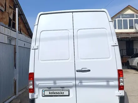 Mercedes-Benz Sprinter 2002 года за 5 200 000 тг. в Алматы – фото 13
