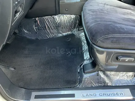 Toyota Land Cruiser 2016 года за 33 000 000 тг. в Караганда – фото 33