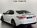 Toyota Camry 2020 года за 14 000 000 тг. в Астана – фото 2