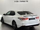 Toyota Camry 2020 годаfor14 000 000 тг. в Астана – фото 2