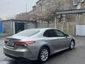 Toyota Camry 2017 года за 9 900 000 тг. в Уральск – фото 6