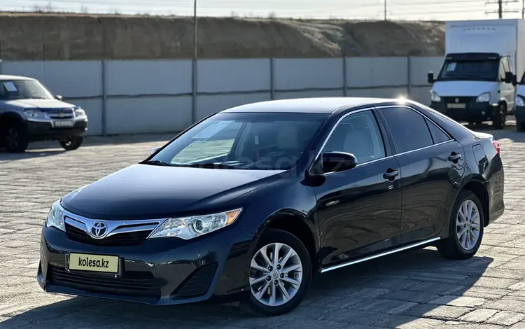 Toyota Camry 2012 годаүшін8 300 000 тг. в Атырау