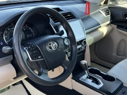 Toyota Camry 2012 года за 8 300 000 тг. в Атырау – фото 13