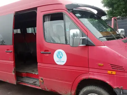 Mercedes-Benz Sprinter 2000 года за 5 000 000 тг. в Алматы – фото 3