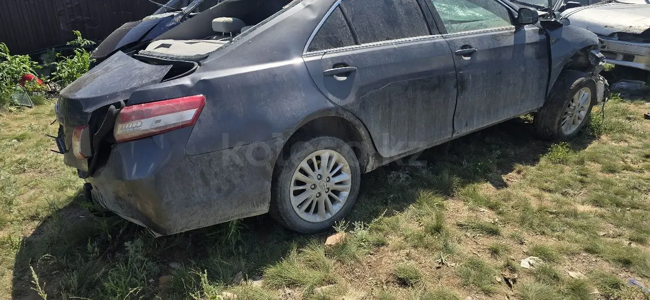 Toyota Camry, 2011