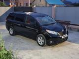 Toyota Sienna 2014 года за 10 800 000 тг. в Атырау