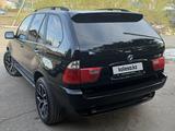 BMW X5 2004 годаүшін9 500 000 тг. в Петропавловск – фото 3