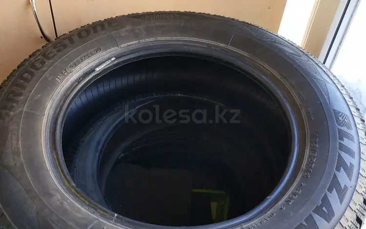 Шины зимние Bridgestone blizzak spike — 02 за 35 000 тг. в Алматы