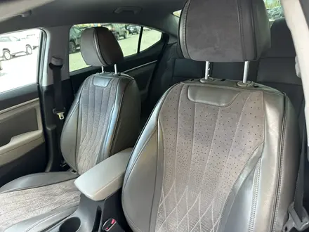 Hyundai Elantra 2019 года за 6 990 000 тг. в Актобе – фото 11