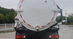 FAW  новый ассенизатор вакуумная машина faw 10 кубов илосос китай вакуум 2025 года в Алматы – фото 5