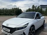 Hyundai Elantra 2021 года за 9 700 000 тг. в Астана