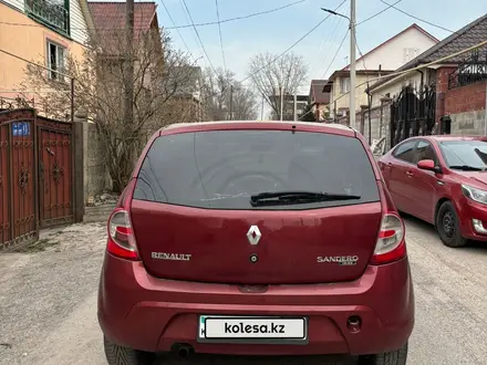 Renault Sandero 2011 года за 2 900 000 тг. в Алматы – фото 9