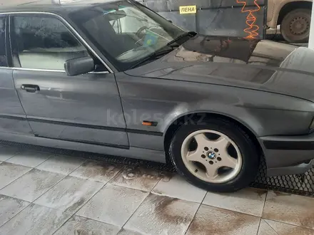 BMW 520 1995 годаүшін2 500 000 тг. в Актобе – фото 3