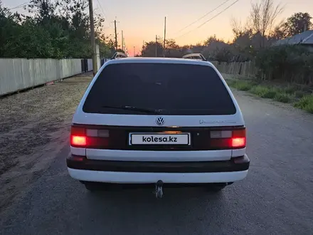 Volkswagen Passat 1992 года за 2 100 000 тг. в Кызылорда – фото 9