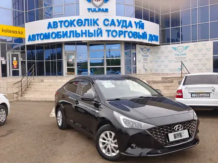 Hyundai Accent 2021 года за 8 900 000 тг. в Уральск – фото 2