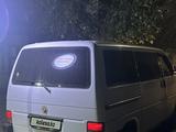 Volkswagen Transporter 1993 годаүшін2 900 000 тг. в Семей