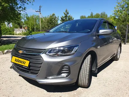 Chevrolet Onix 2023 года за 7 125 000 тг. в Усть-Каменогорск – фото 2