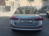 Skoda Rapid 2020 года за 7 550 000 тг. в Атырау – фото 4