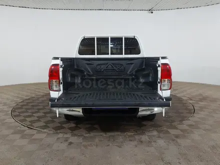 Toyota Hilux 2022 года за 15 460 000 тг. в Шымкент – фото 9