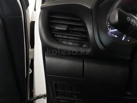 Toyota Hilux 2022 года за 15 460 000 тг. в Шымкент – фото 16