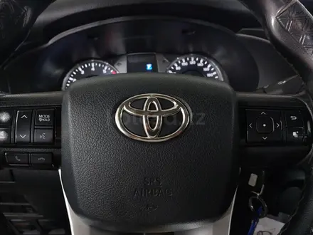 Toyota Hilux 2022 года за 15 460 000 тг. в Шымкент – фото 18