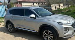 Hyundai Santa Fe 2020 года за 14 000 000 тг. в Алматы