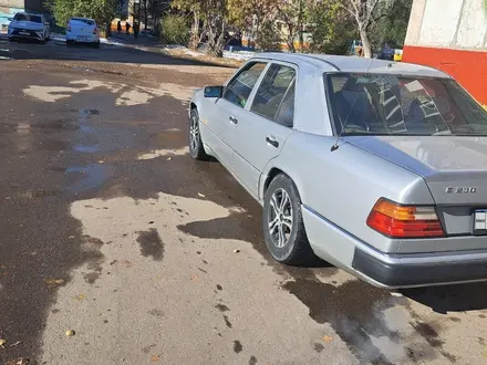 Mercedes-Benz E 230 1993 года за 1 000 000 тг. в Рудный – фото 7