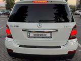 Mercedes-Benz GL 450 2008 годаүшін8 300 000 тг. в Алматы – фото 2