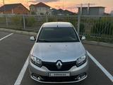 Renault Logan 2014 годаfor3 200 000 тг. в Атырау