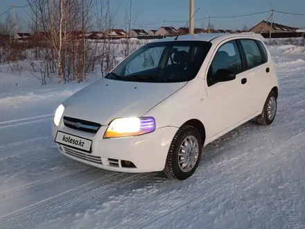 Chevrolet Aveo 2007 года за 2 100 000 тг. в Петропавловск – фото 3