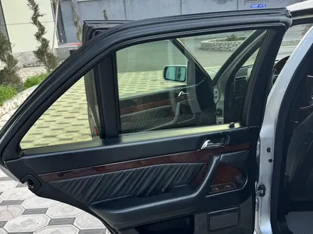 Mercedes-Benz S 320 1998 года за 4 000 000 тг. в Шымкент – фото 9