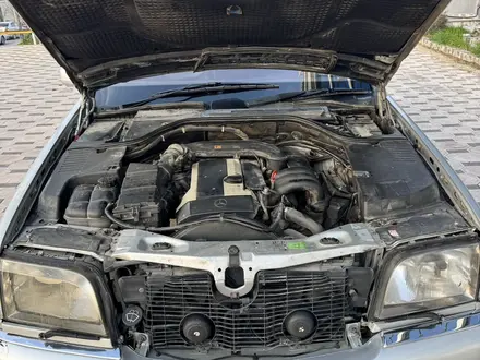 Mercedes-Benz S 320 1998 года за 4 000 000 тг. в Шымкент – фото 16