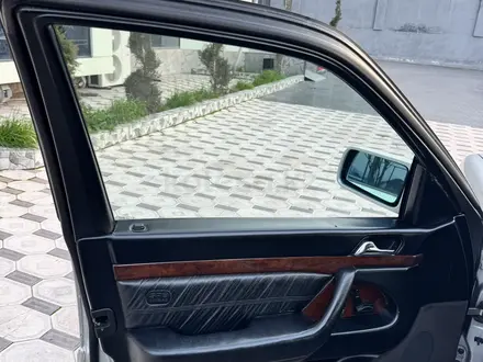 Mercedes-Benz S 320 1998 года за 4 000 000 тг. в Шымкент – фото 8