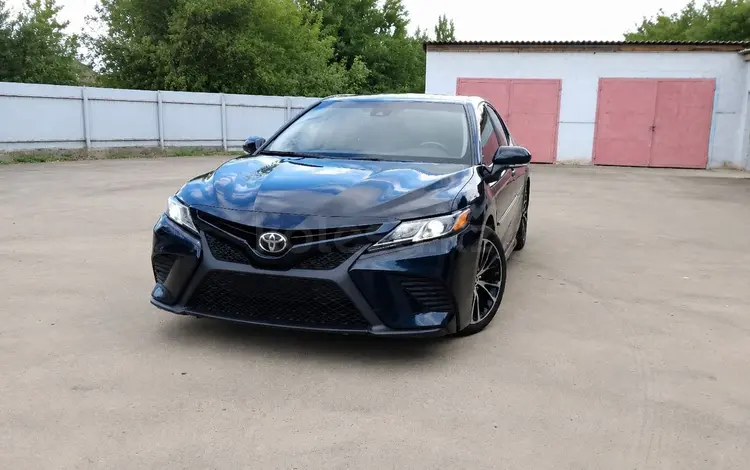 Toyota Camry 2018 годаүшін10 000 000 тг. в Уральск