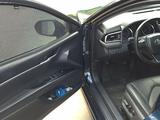 Toyota Camry 2018 годаүшін10 000 000 тг. в Уральск – фото 3