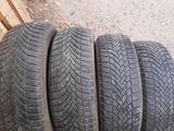 Шины 225/65/17 бриджистон за 79 000 тг. в Актобе