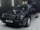 Mercedes-Benz E 320 1997 годаүшін4 700 000 тг. в Актау – фото 5