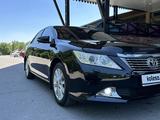 Toyota Camry 2013 года за 10 000 000 тг. в Тараз – фото 2