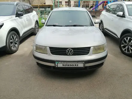 Volkswagen Passat 1997 года за 1 800 000 тг. в Уральск