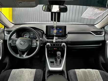 Toyota RAV4 2019 года за 14 000 000 тг. в Актобе – фото 12