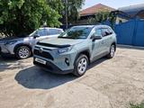 Toyota RAV4 2021 годаүшін17 300 000 тг. в Семей – фото 4